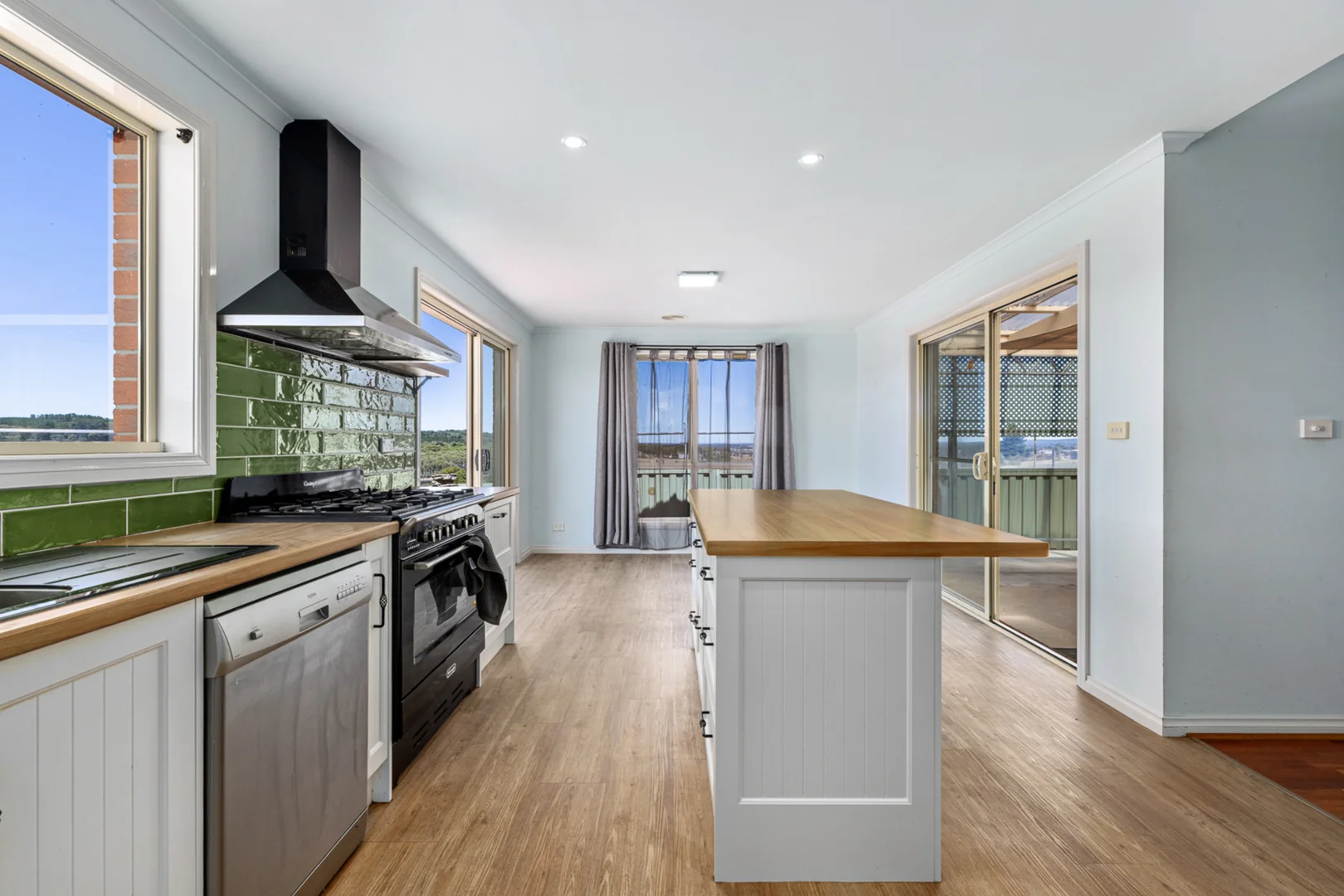 Additional image 3 of 33 Rimmington Drive, Sebastopol VIC 3356