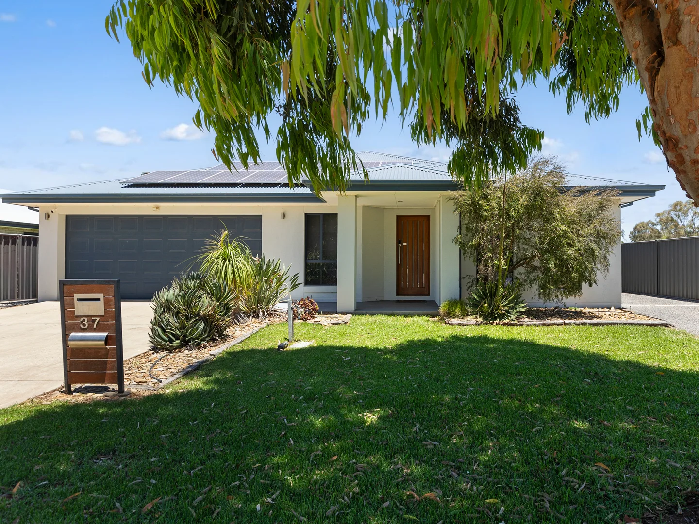 37 Lakeside Drive, Bundalong VIC 3730