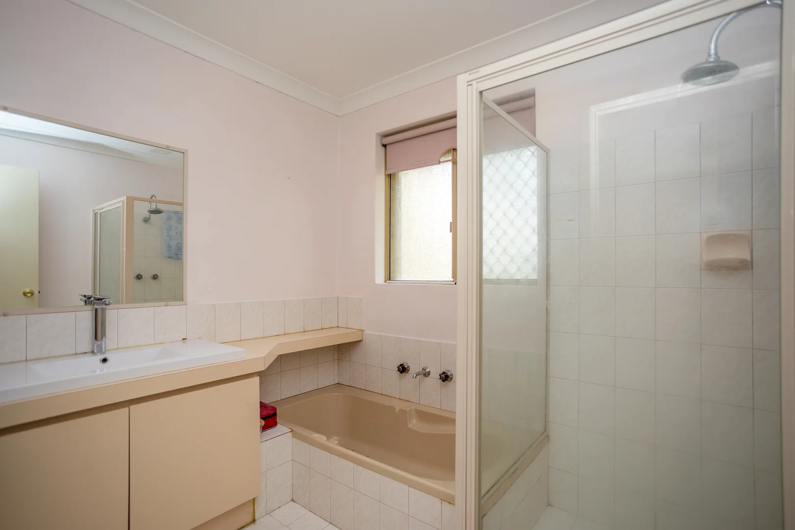 Additional image 8 of 2/18 Lathwell Street, Armadale WA 6112