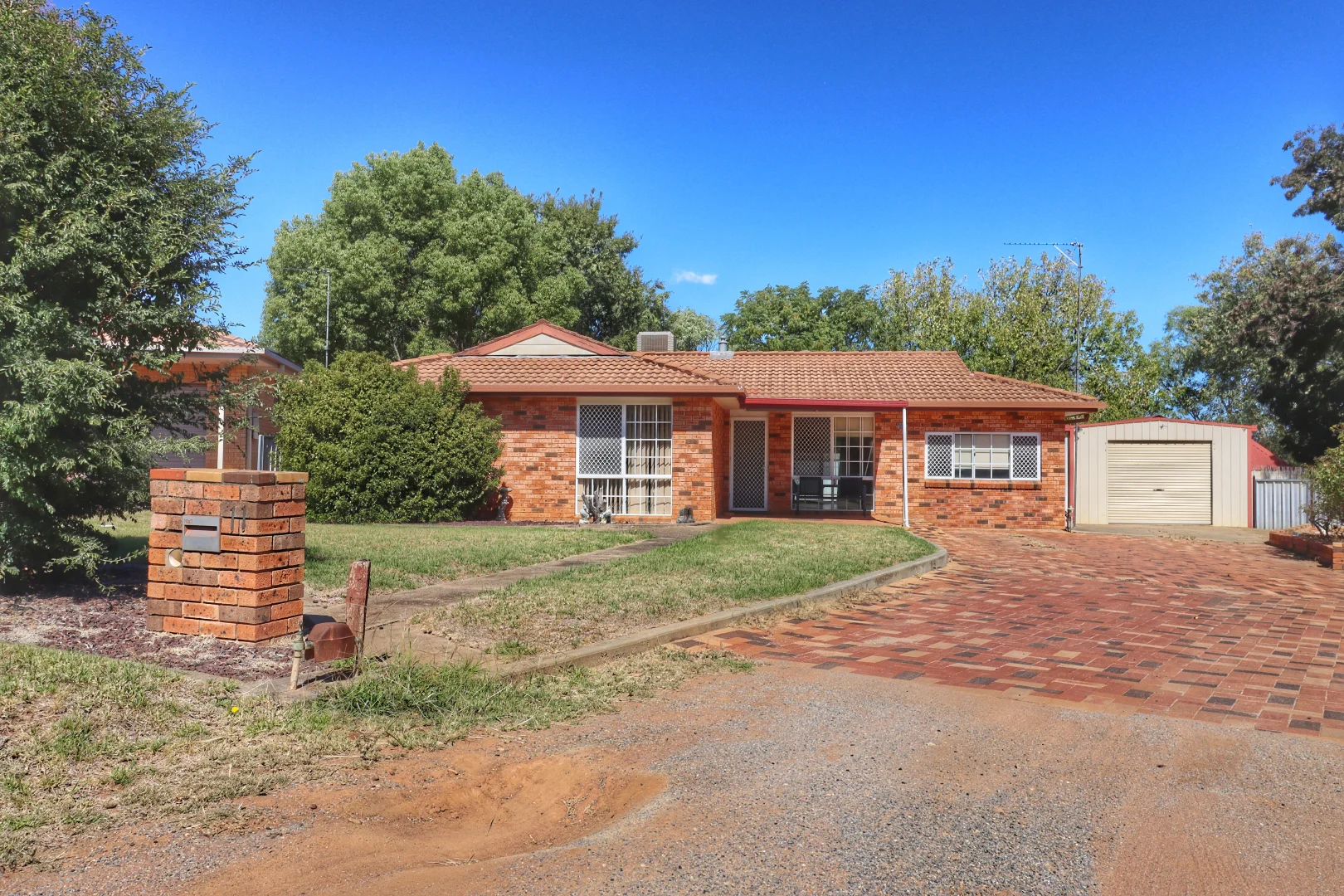 Additional image 19 of 11 Echuca Place, Cowra NSW 2794