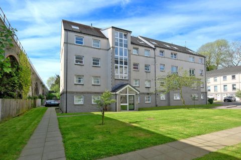 South College Street, Devanha Mews AB11