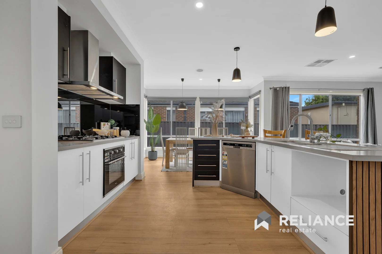 Additional image 5 of 798 Armstrong Road, Manor Lakes VIC 3024