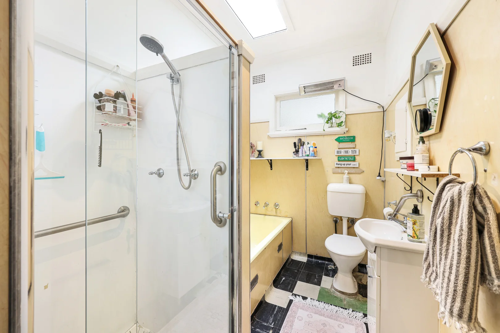 Additional image 9 of 2 Heugh Street, Tamworth NSW 2340