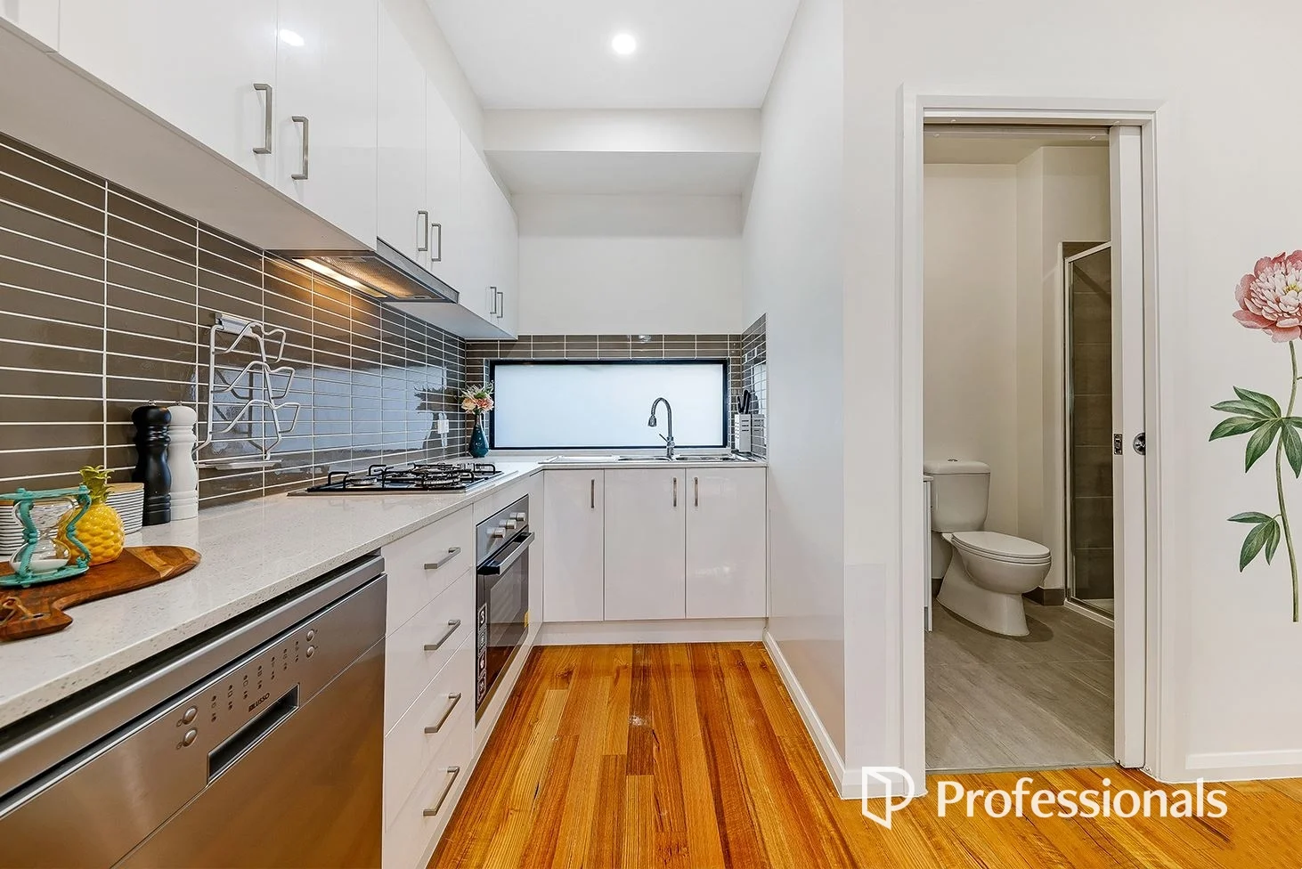 Additional image 7 of 2/140 Thames Street, Box Hill North VIC 3129