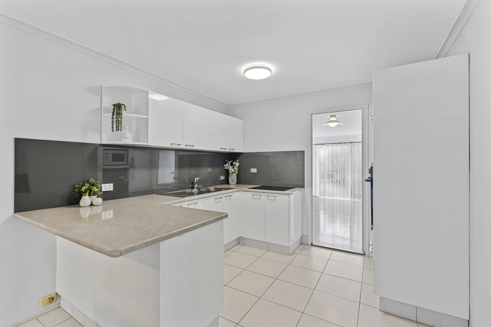 Additional image 3 of 2/12 Goldwyn Way, Oxenford QLD 4210