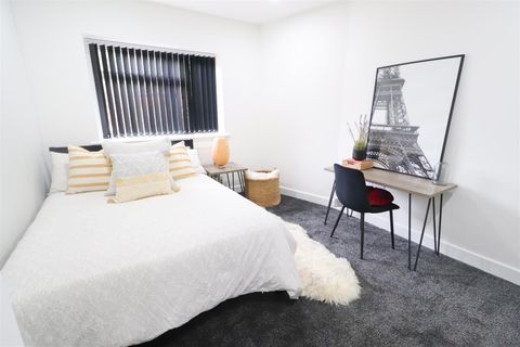 Charter Avenue, Canley, Coventry CV4, Room to rent