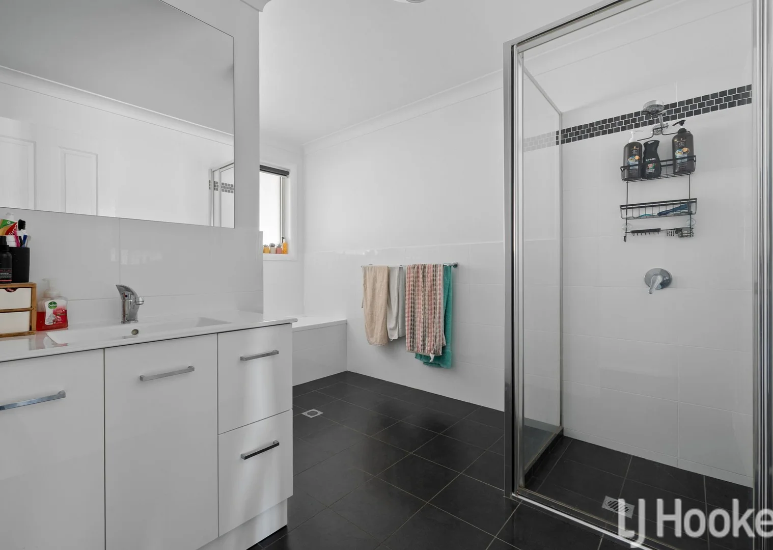 Additional image 13 of 32 McGillan Drive, Kelso NSW 2795