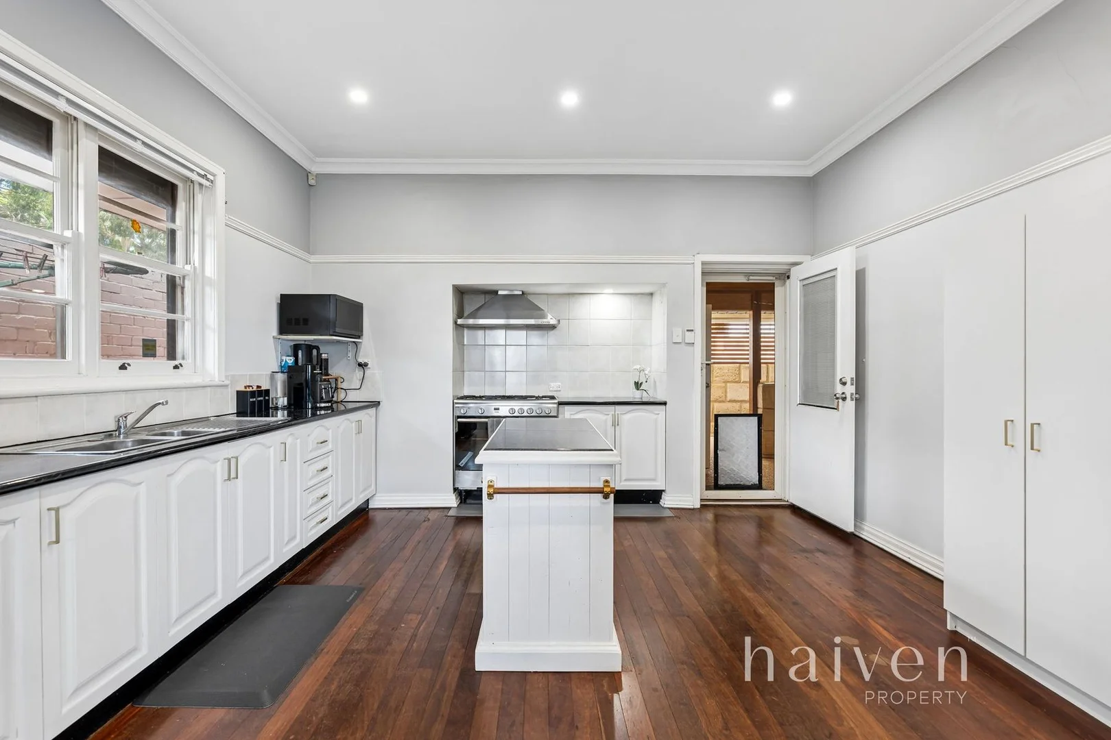 Additional image 11 of 120 SOUTH WESTERN HIGHWAY, Mount Richon WA 6112