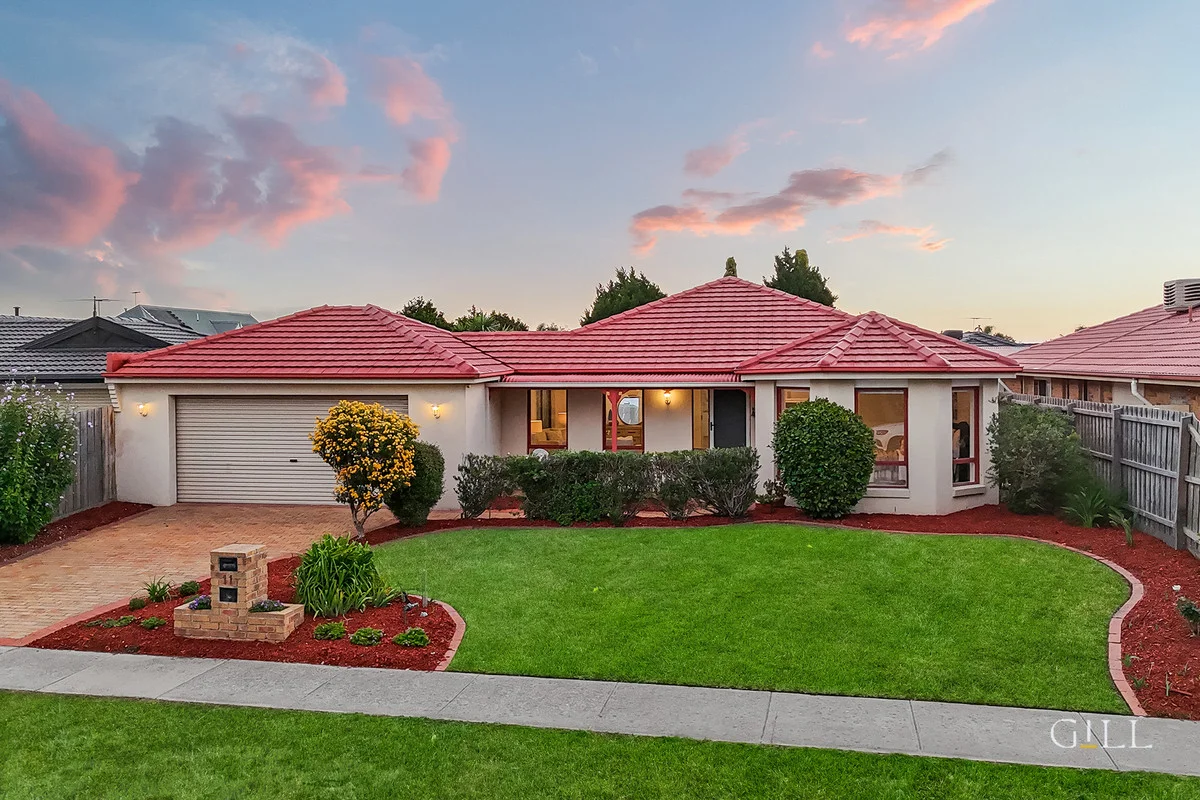 11 Southern Boulevard, Narre Warren South VIC 3805