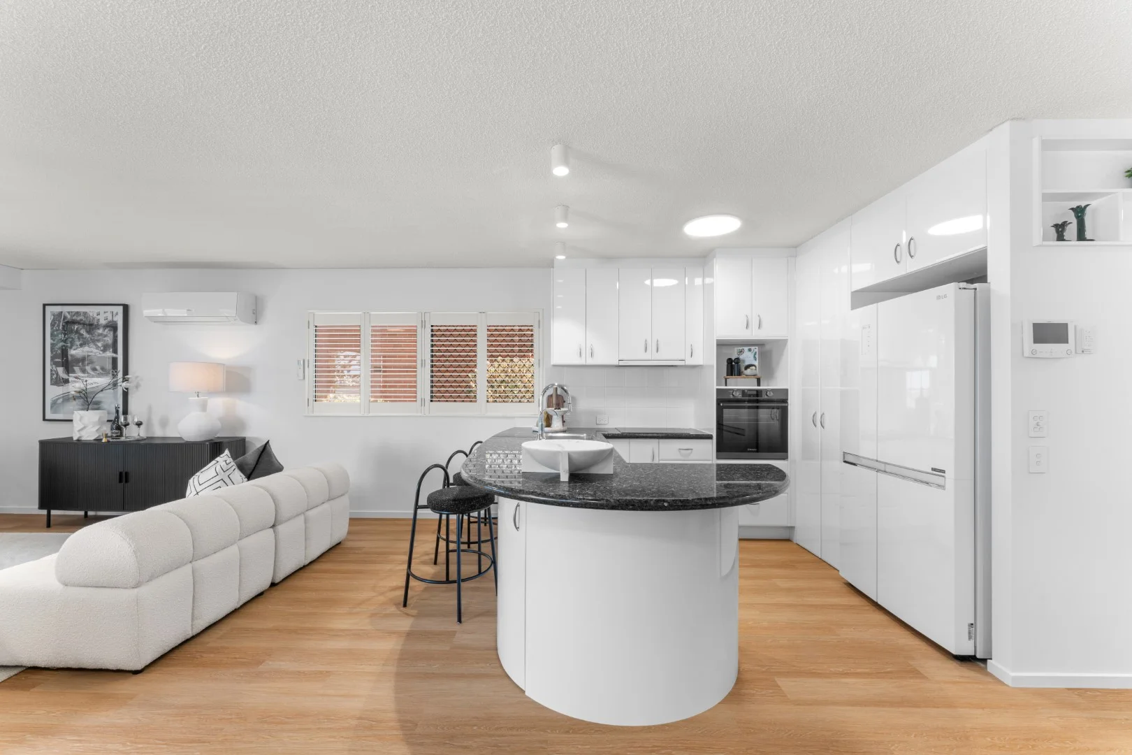 Additional image 8 of 1/82 Esplanade, Golden Beach QLD 4551