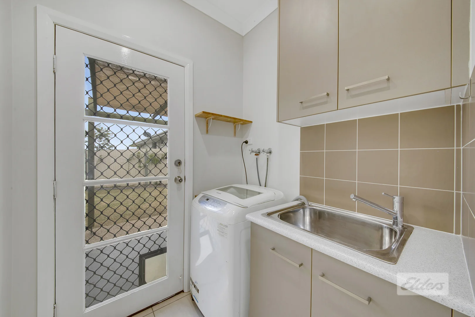 Additional image 13 of 27 Larcom Rise, West Gladstone QLD 4680