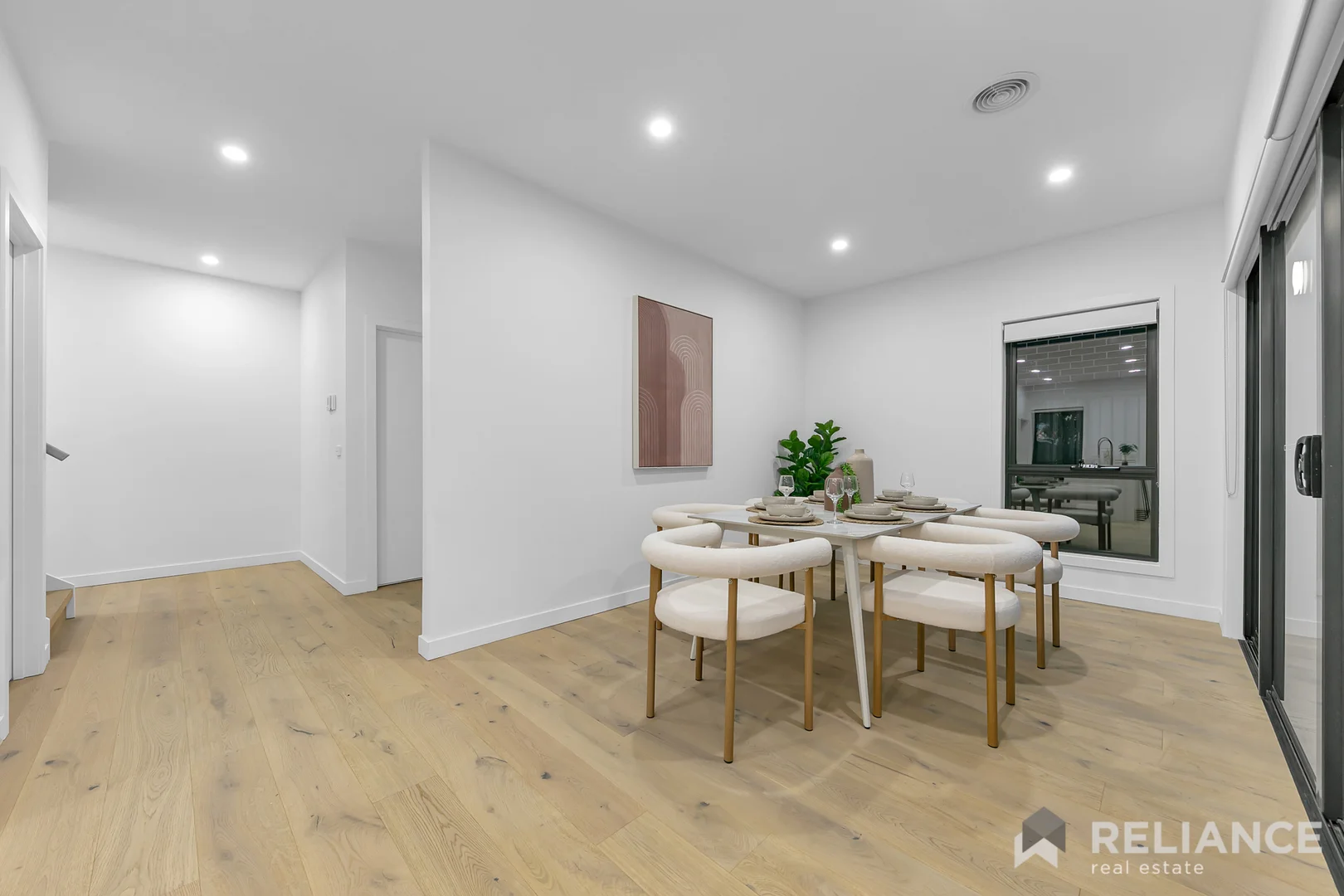 Additional image 18 of 3//621 Tarneit Road, Hoppers Crossing VIC 3029