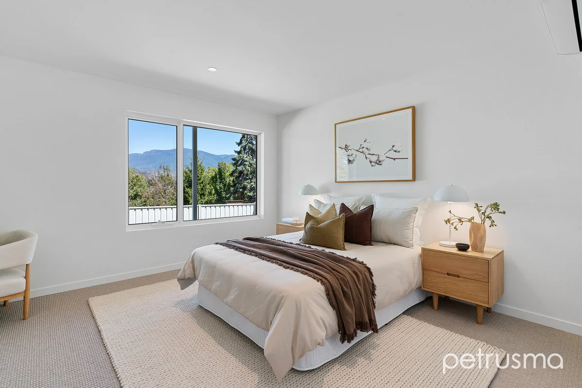 Additional image 23 of 3/107 Derwent Avenue, Lindisfarne TAS 7015