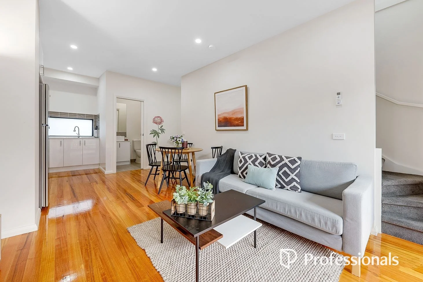 Additional image 2 of 2/140 Thames Street, Box Hill North VIC 3129