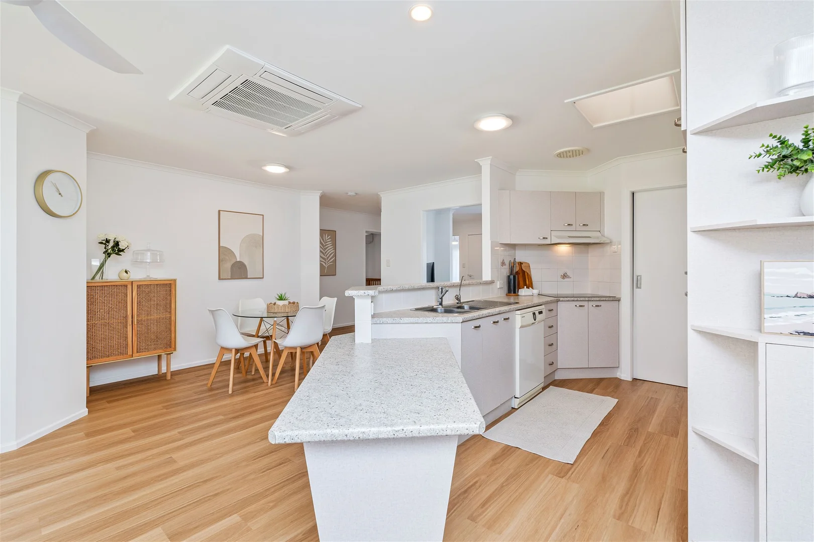 Additional image 13 of 8 Sealink Drive, Point Vernon QLD 4655