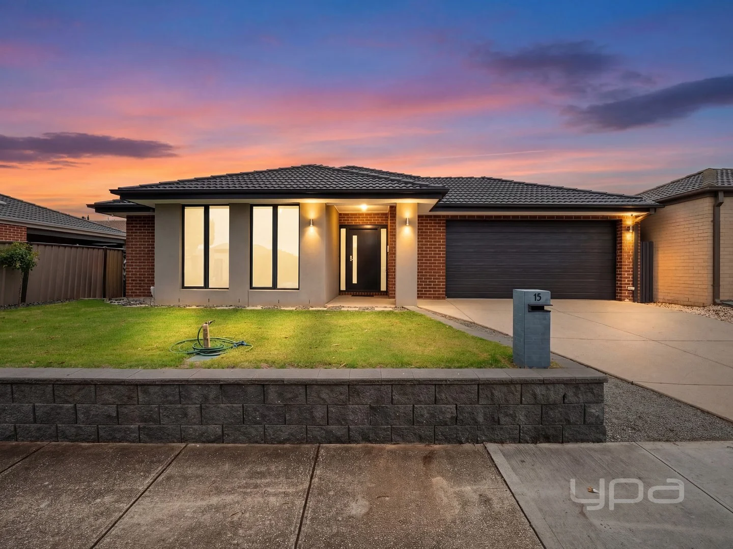 15 Faircroft Drive, Brookfield VIC 3338
