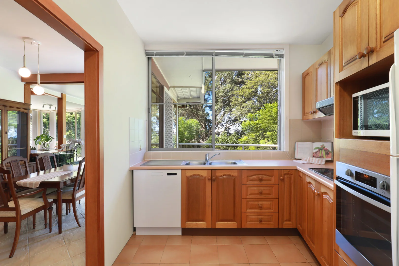 Additional image 12 of 2 The Glen, Mount Pleasant NSW 2519