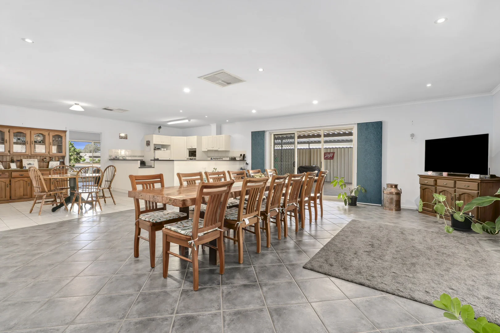 Additional image 5 of 243 Twentyfirst Street, Renmark SA 5341