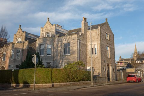 Hamilton Place, Aberdeen AB15