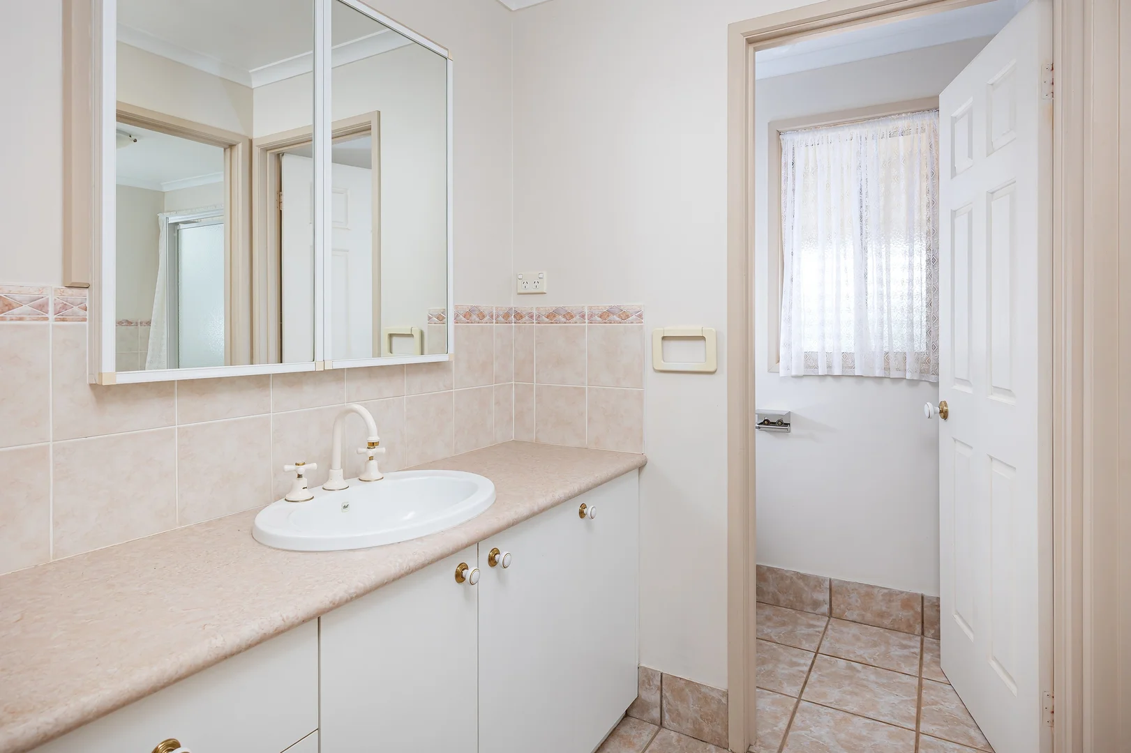 Additional image 12 of 1 Yanko Crescent, Bourkelands NSW 2650