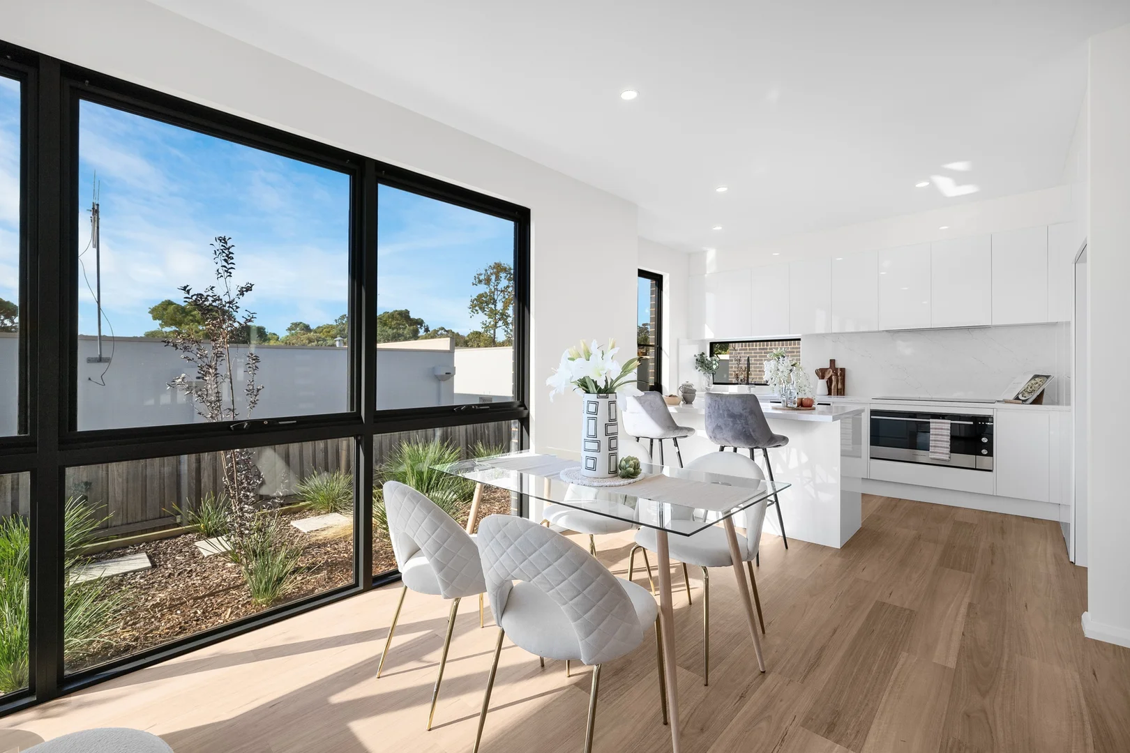 Additional image 5 of 3/8 Aurora Close, Mawson ACT 2607