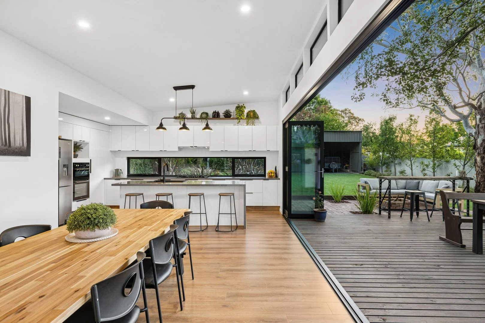 8 Wellington Road, Mount Barker SA 5251