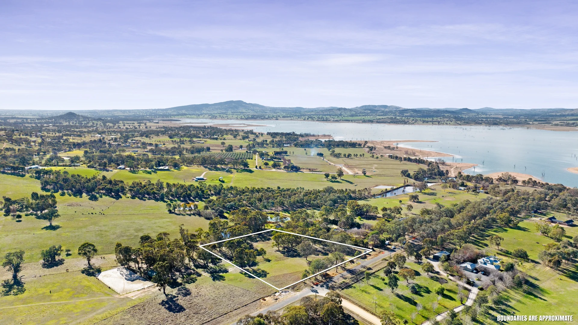 Additional image 2 of 97 Old Sydney Road, Table Top NSW 2640