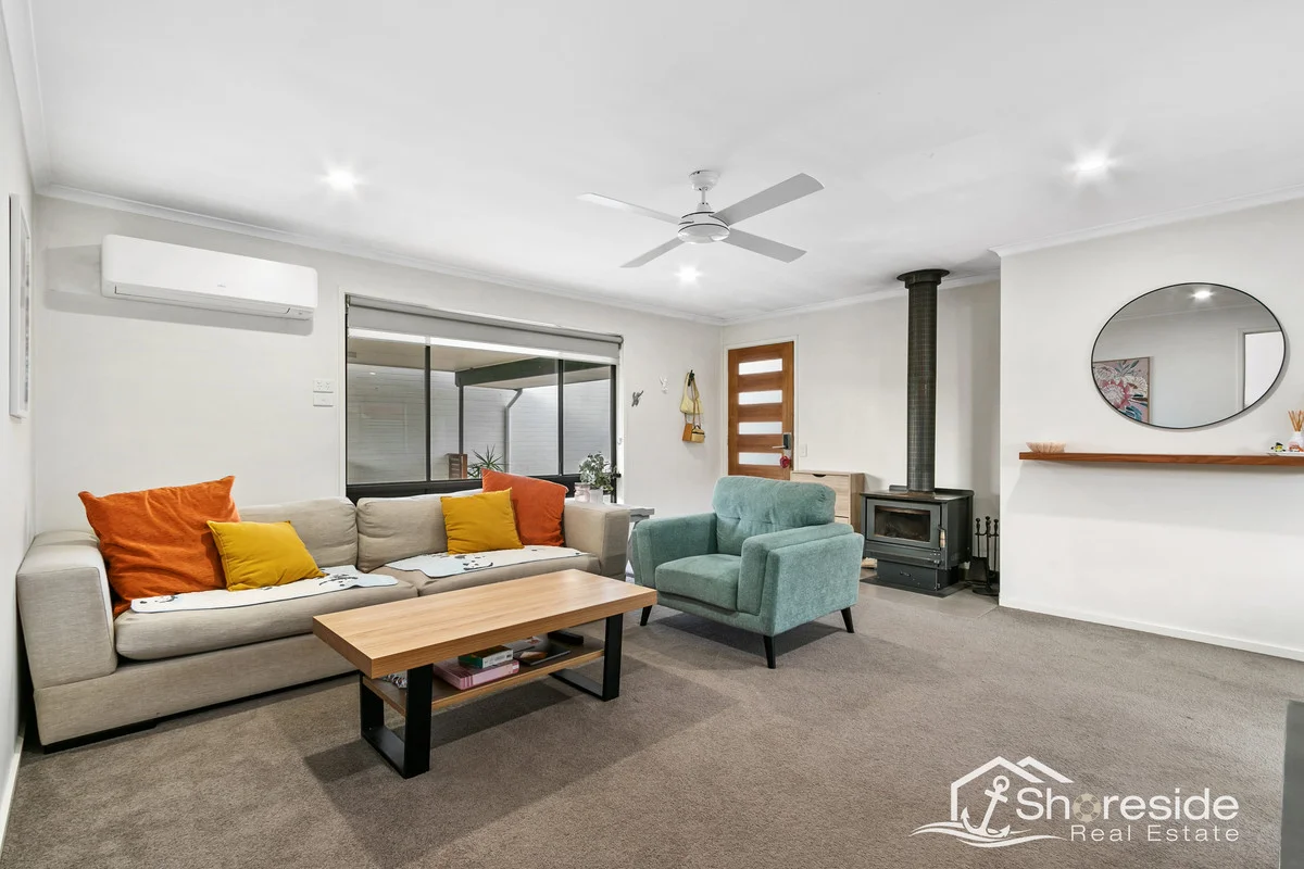 Additional image 4 of 3 Eastern Beach Road, Lakes Entrance VIC 3909