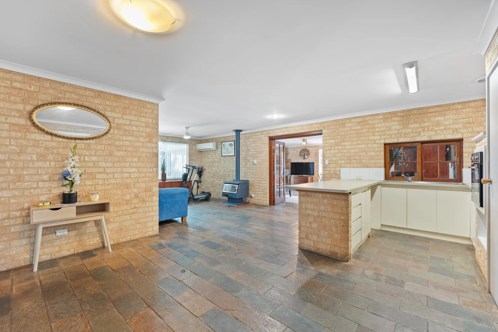 Additional image 9 of 13 Dundee Close, Warnbro WA 6169