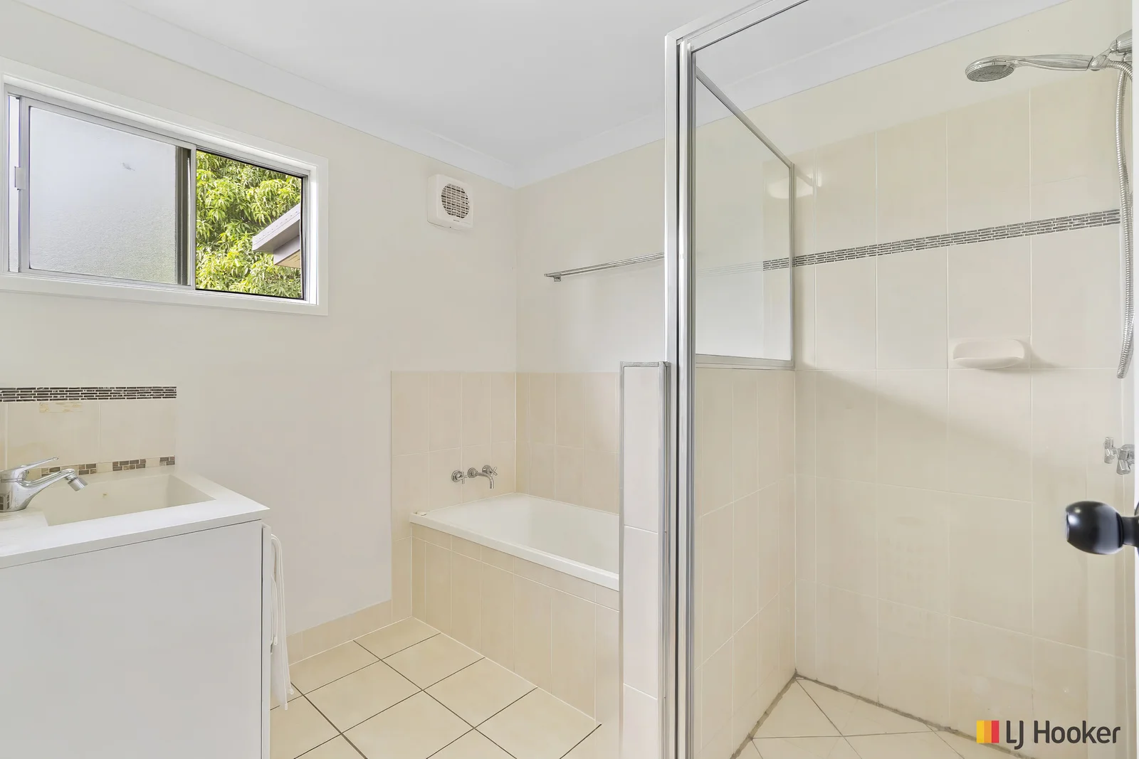 Additional image 7 of 319 Pain Street, Koongal QLD 4701