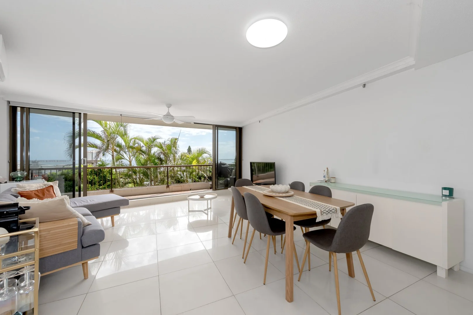 304/9 Trickett Street, Surfers Paradise QLD 4217