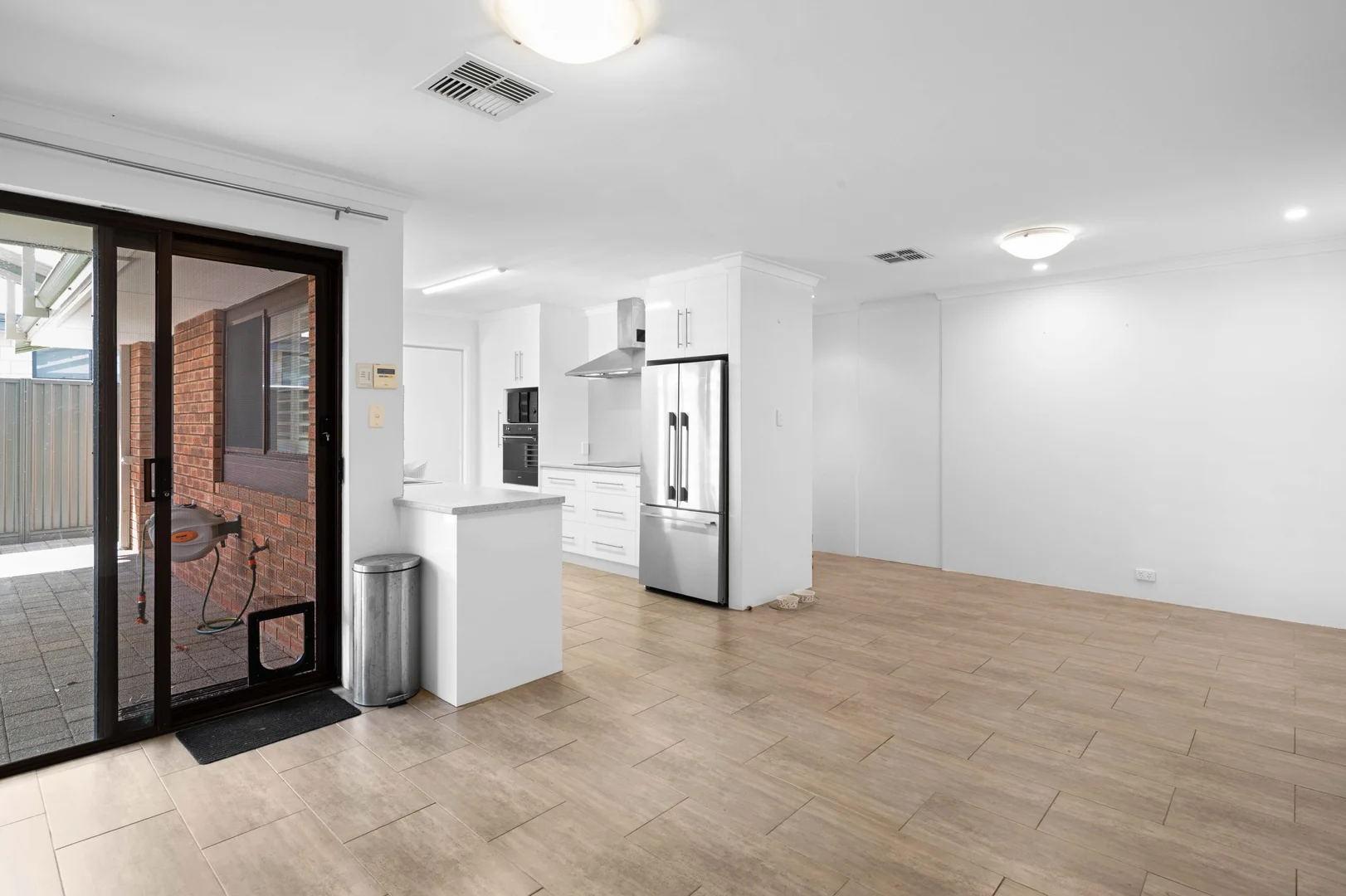 Additional image 13 of 32 Silvertop Terrace, Willetton WA 6155