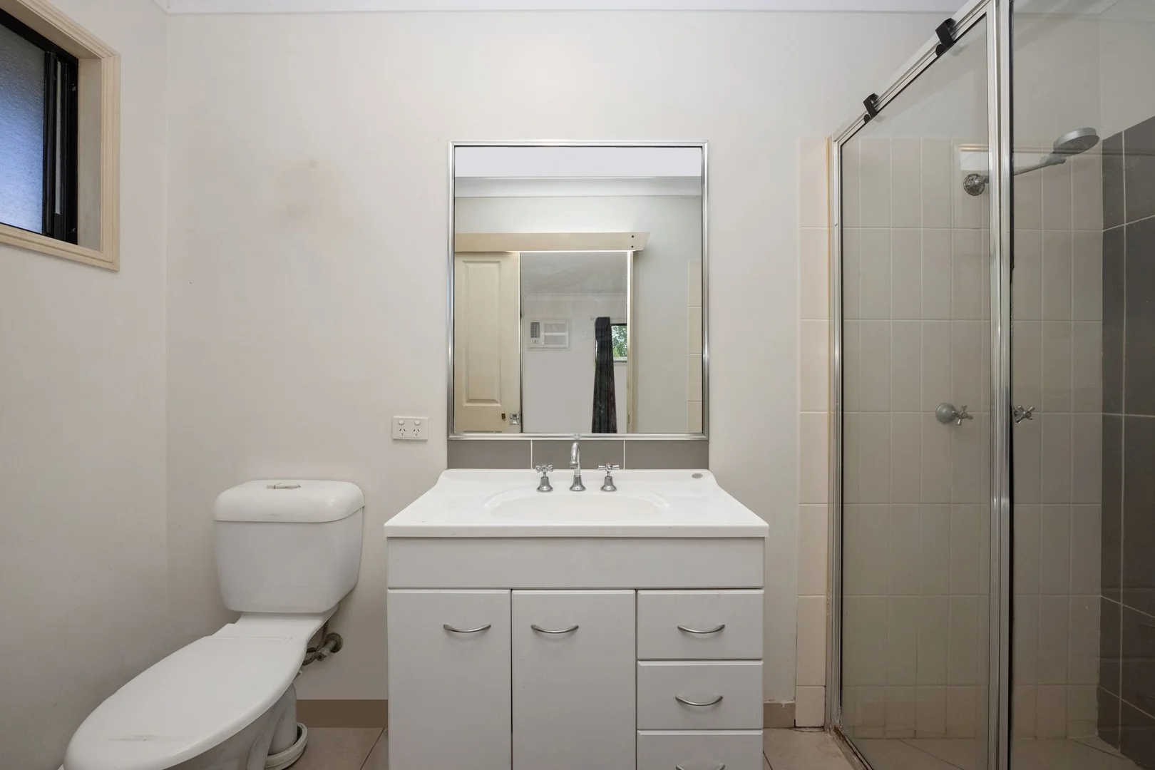 Additional image 12 of 40 Donostia Crescent, Bushland Beach QLD 4818