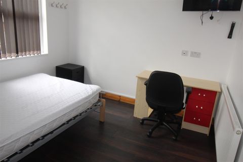 Sovereign Road, Coventry CV5, Room to rent