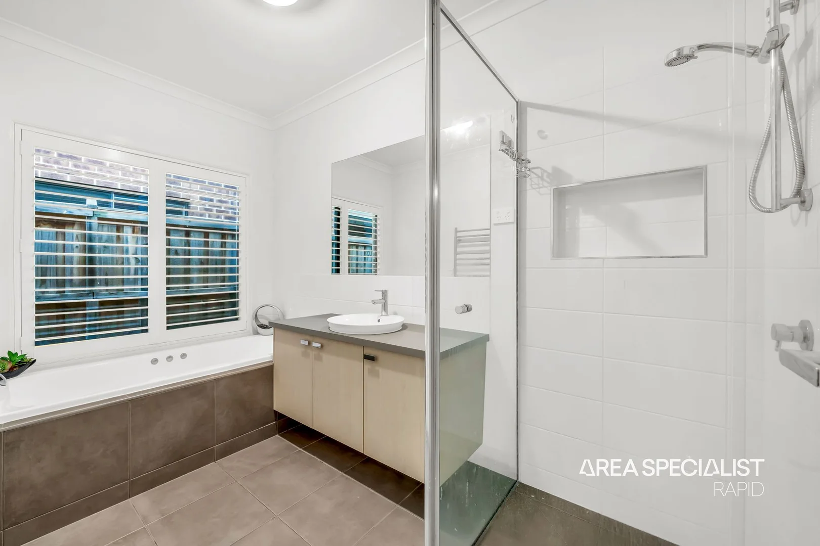 Additional image 12 of 17 Picnic Avenue, Clyde North VIC 3978