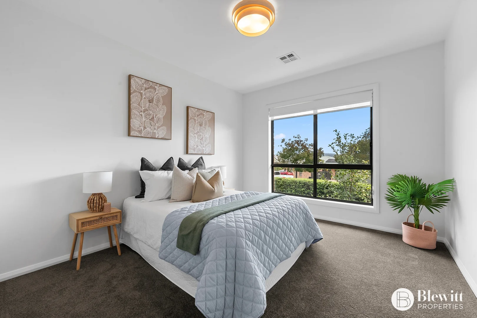 Additional image 25 of 28 Stringybark Drive, Jerrabomberra NSW 2619