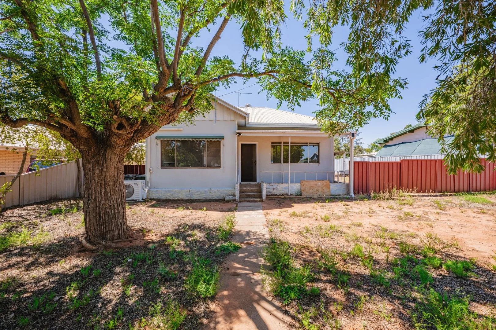 15 Neilpo Street, Dareton NSW 2717