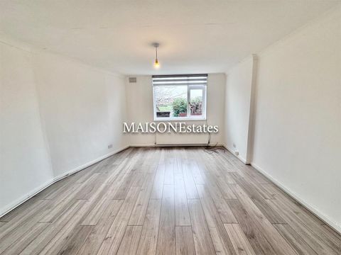 Hexworthy Avenue, Styvechale, Coventry CV3