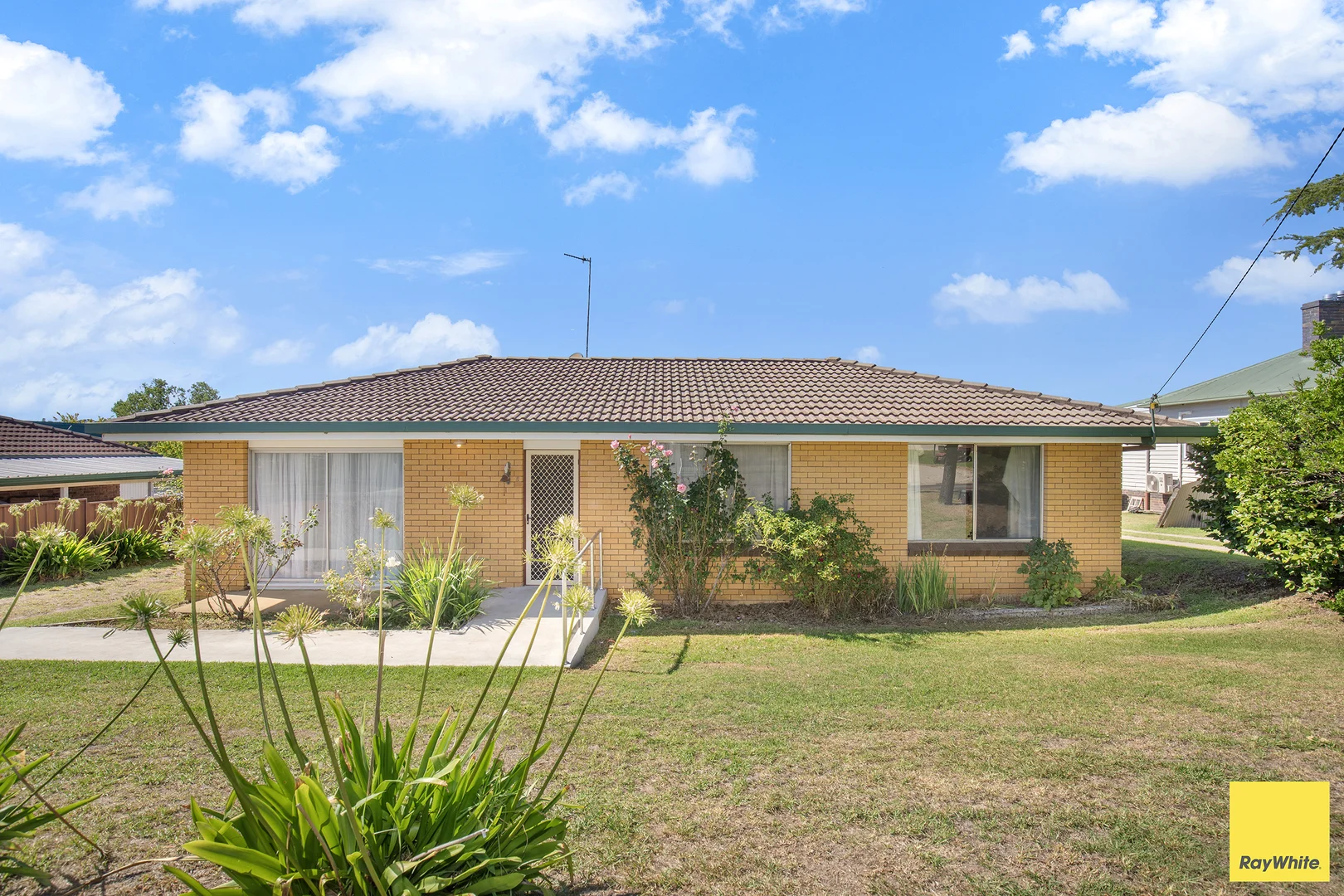 Additional image 12 of 8 Bligh Avenue, Uralla NSW 2358