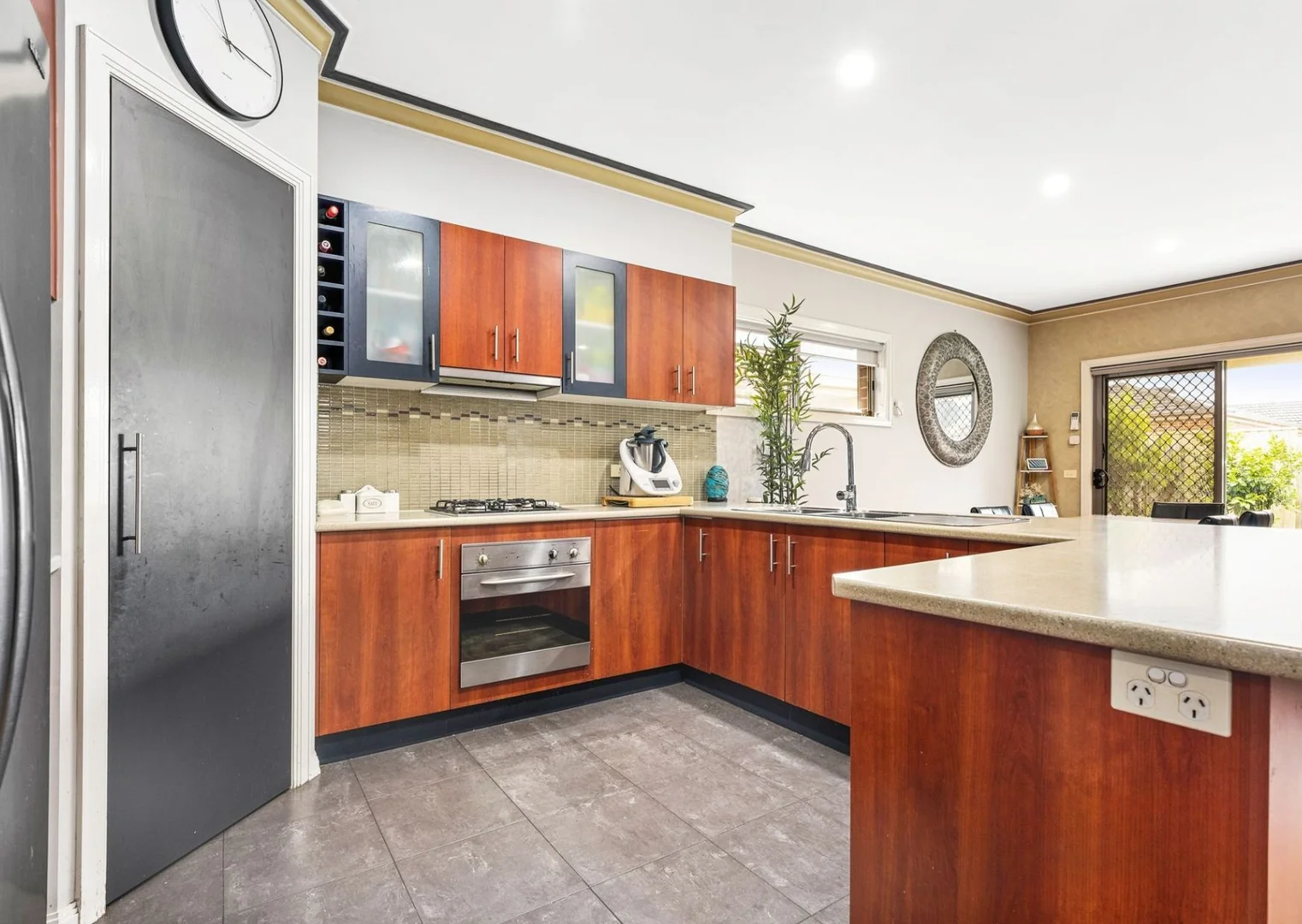 Additional image 4 of 2/173 Princes Highway, Werribee VIC 3030