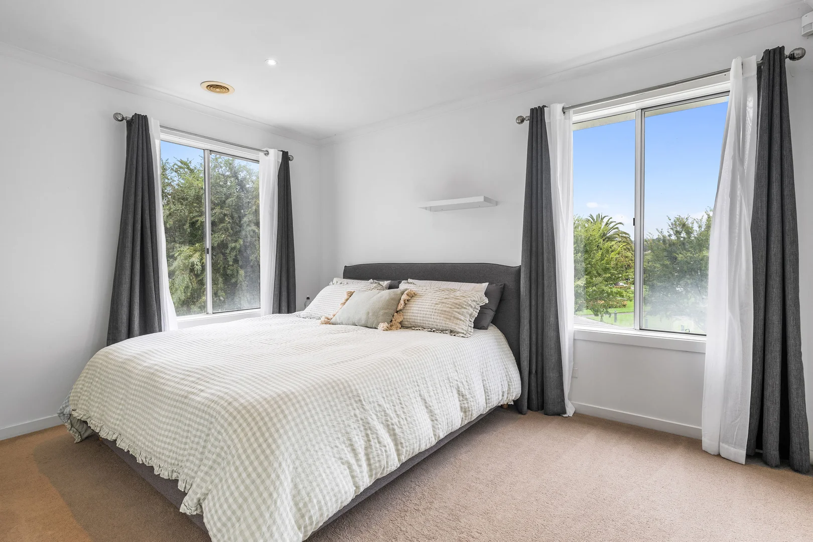 Additional image 6 of 90 Sovereign Manors Crescent, Rowville VIC 3178
