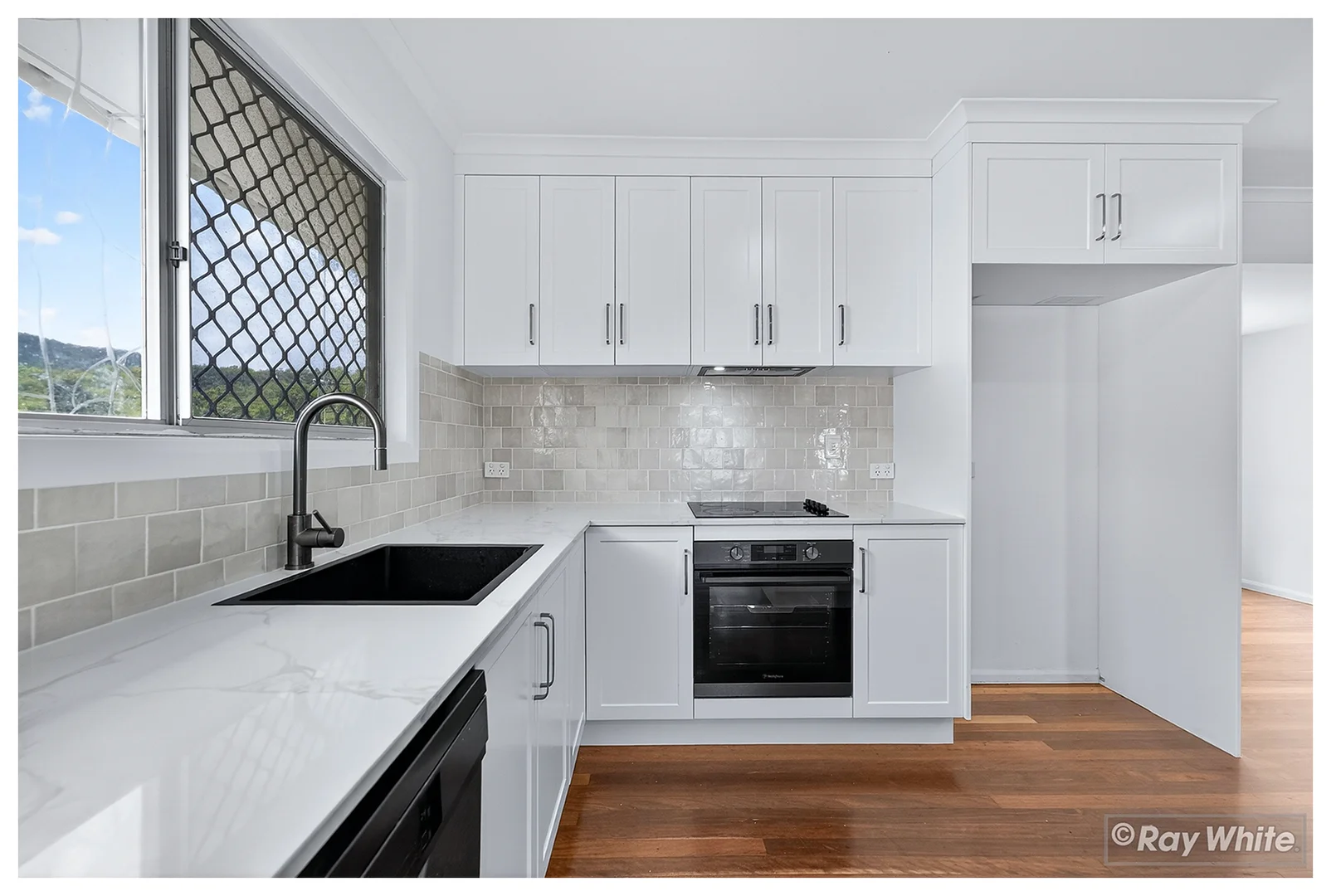 Additional image 3 of 162 Horton Street, Koongal QLD 4701