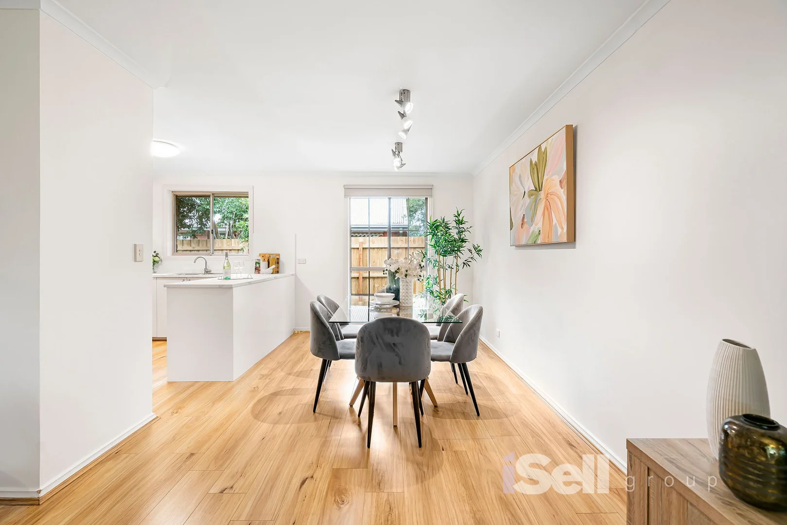 Additional image 5 of 1/20 Kevin Street, Mount Waverley VIC 3149