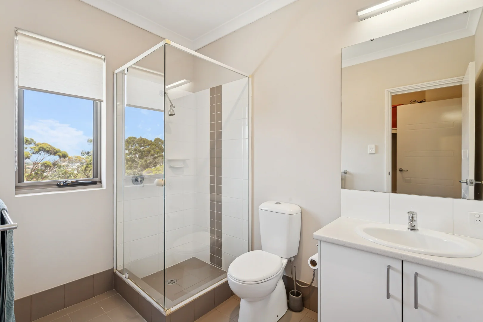 Additional image 19 of 42 Beresford Gardens, Swan View WA 6056