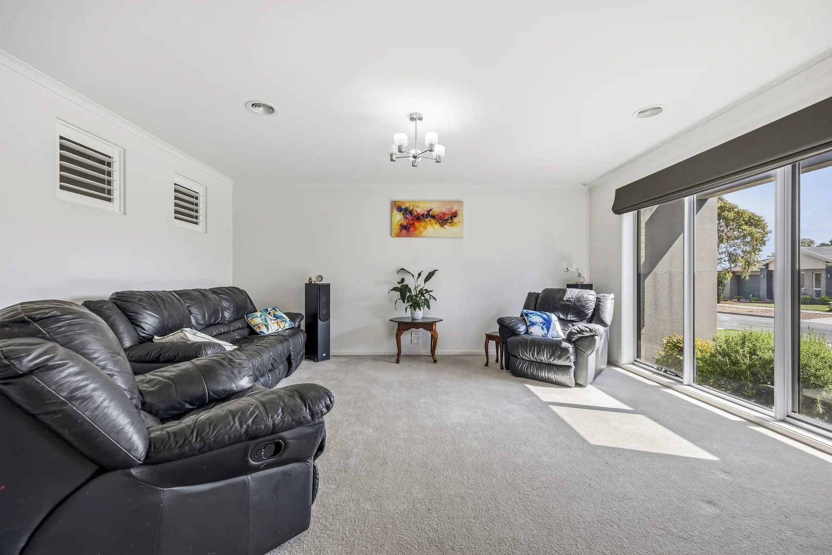 8 Baxter Street, Miners Rest VIC 3352 photo 4