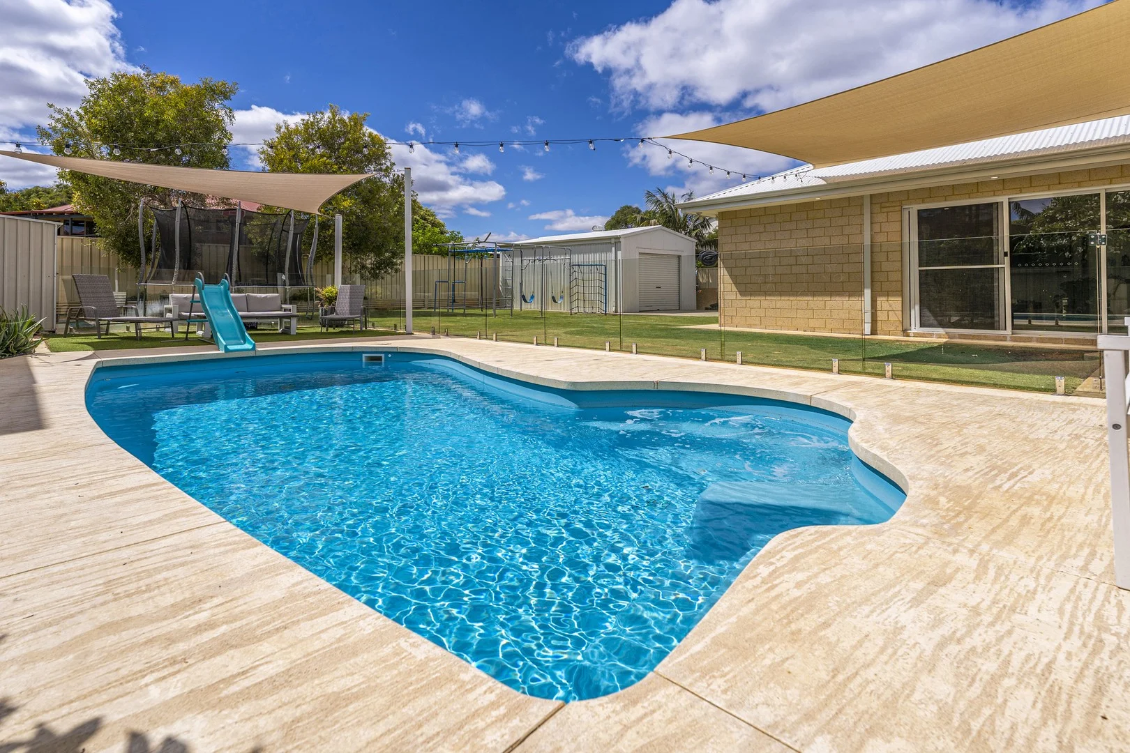 42 Yanrey Street, Golden Bay WA 6174