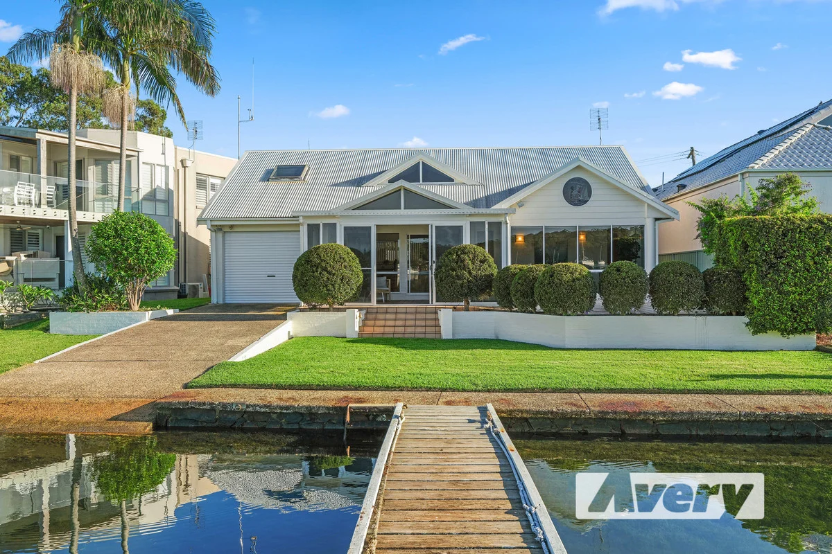 268 Kilaben Road, Kilaben Bay NSW 2283