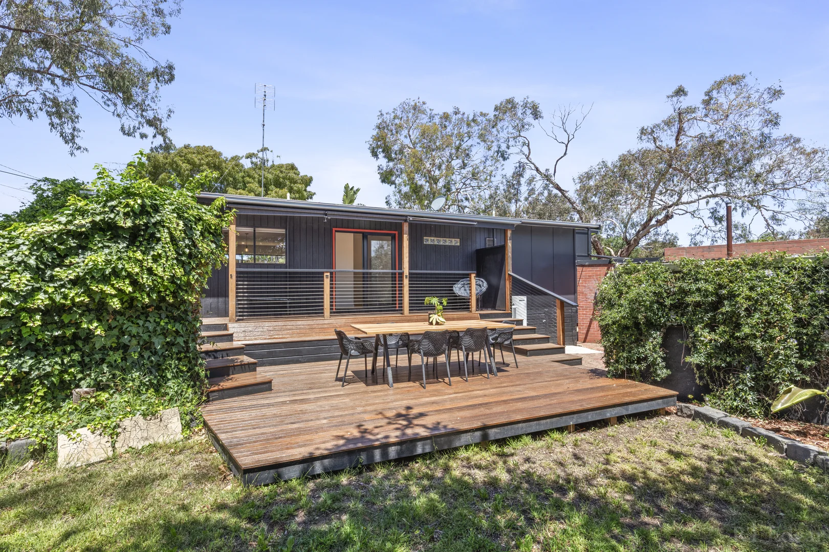 6 Presidents Avenue, Ocean Grove VIC 3226