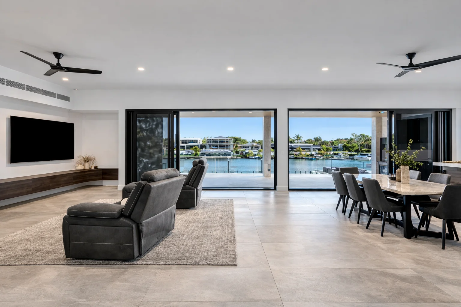 Additional image 11 of 125 Sir Bruce Small Boulevard, Benowa Waters QLD 4217