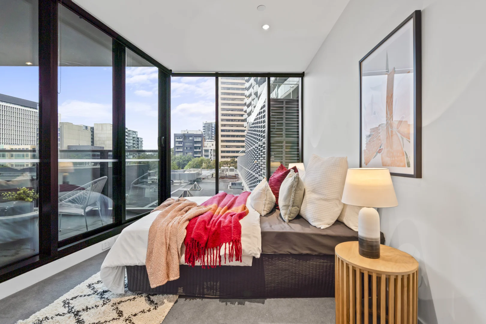 302/8 Bowen Crescent, Melbourne VIC 3004 photo 5